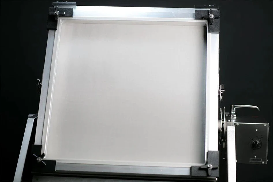GreenBroz Alchemist 420 Dry Sifter Trichome Extractor - Image 6