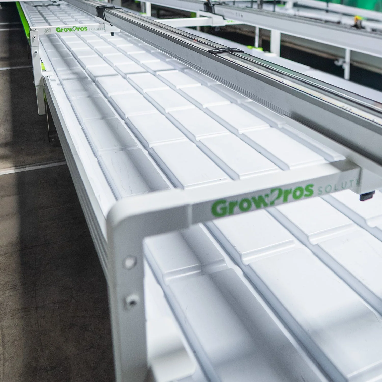 GrowPros Solutions Bench Bridge Stands For Under Canopy Lights - Image 10