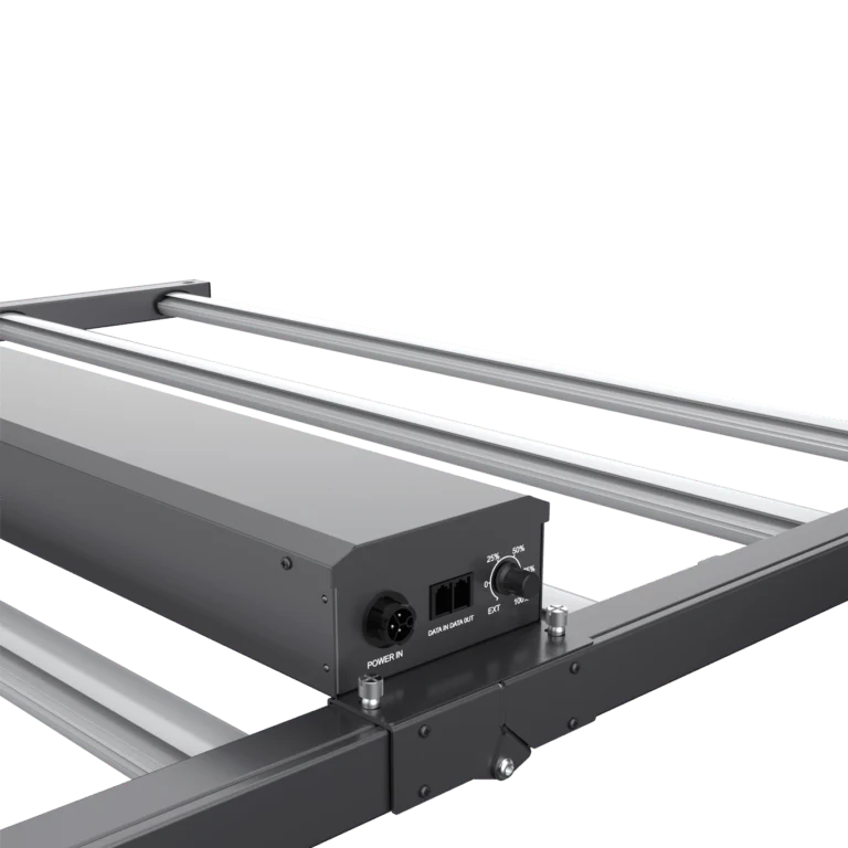 GrowPros Solutions HM660 660 Watt 4ft by 4ft LED Grow Light - Image 4