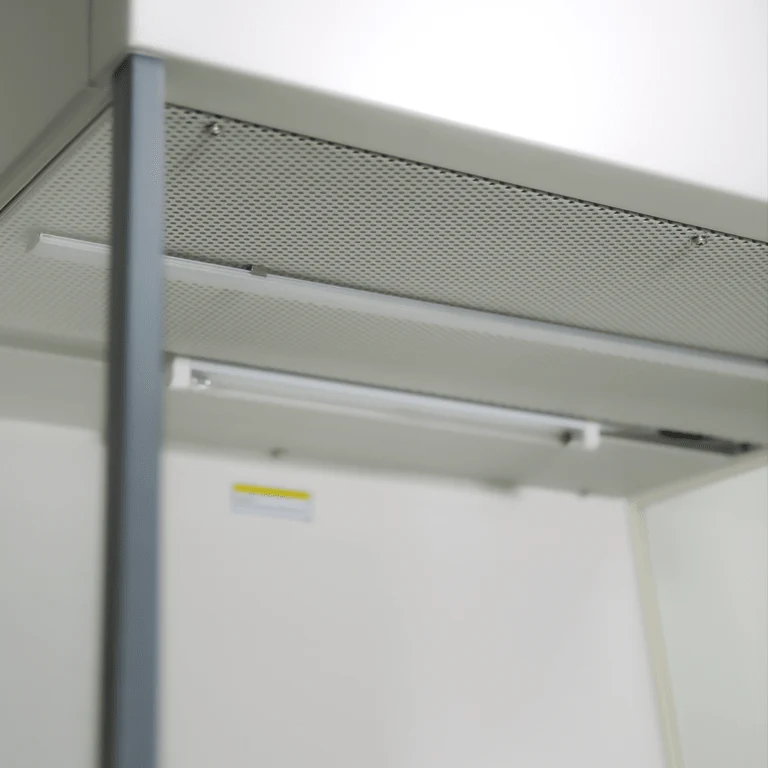 GrowPros Solutions Pure Station Compact Laminar Vertical Flow Hood Station - Image 7