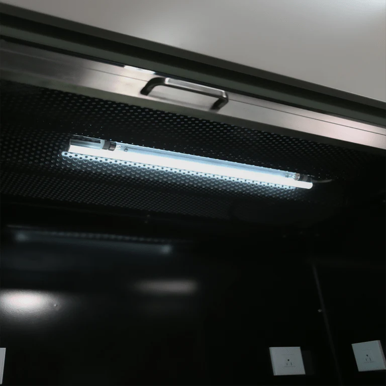 GrowPros Solutions PURE Station Pro Laminar Vertical Flow Hood Station - Image 3