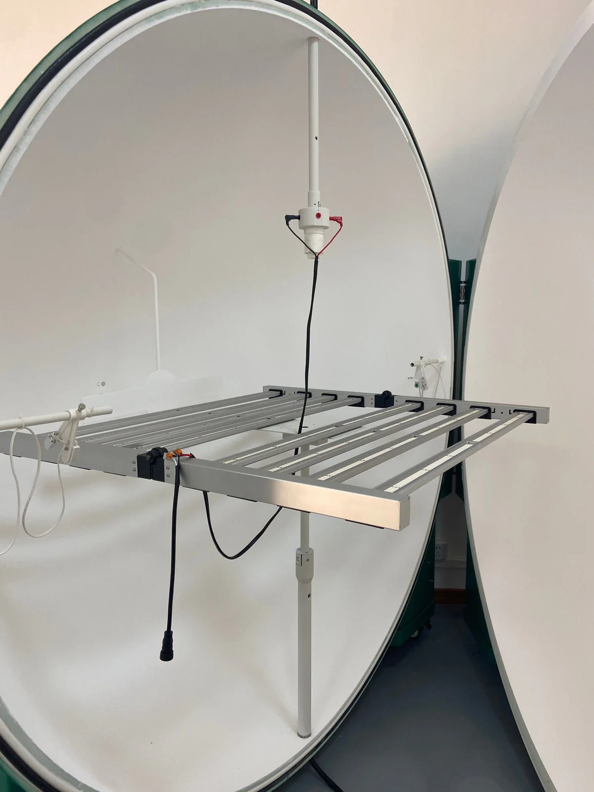 Mammoth Lighting Nova Sun Series 10 Bar 930W LED Grow Light - Image 19