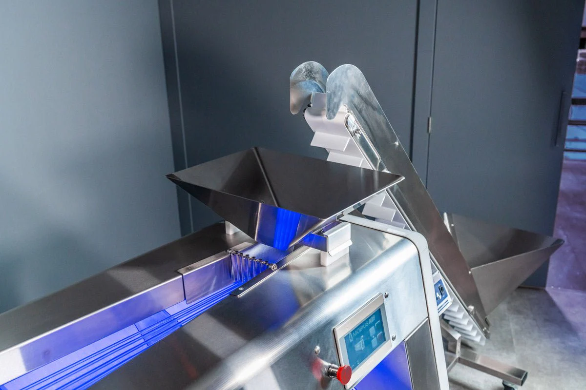 Mobius M9 Bud Sorter Machine - Image 3