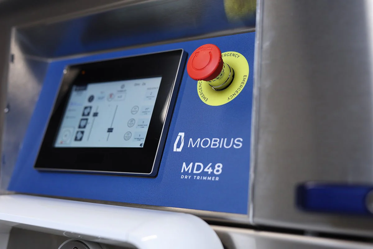 Mobius MD48 Dry Trimming Machine - Image 6