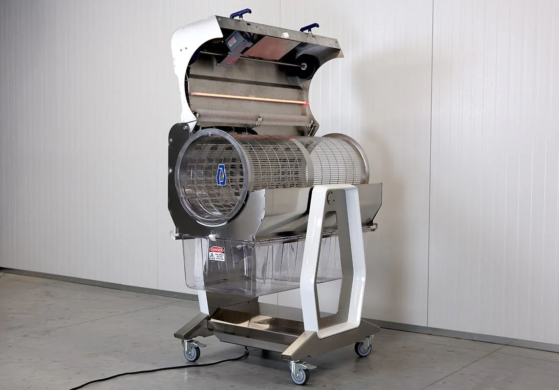 Mobius MD48 Dry Trimming Machine - Image 9