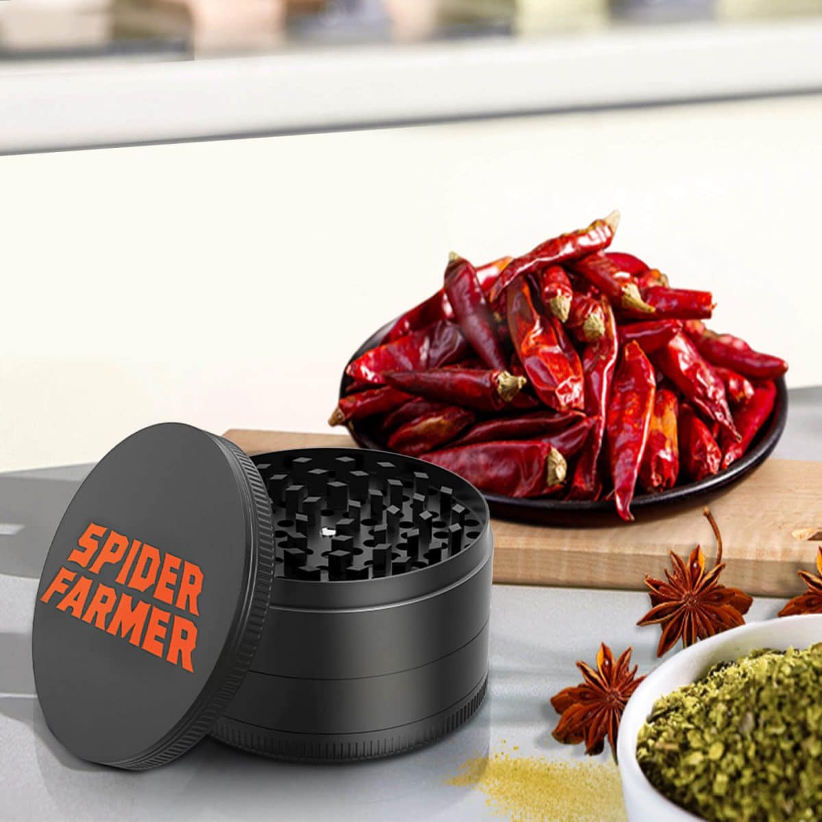 Spider Farmer 3″ Spice Pepper Grinder – 4-Piece Metal Grinder with Magnetic Lid - Image 9
